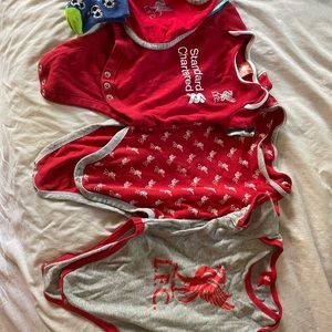 Liverpool F.C. baby onsie set used
